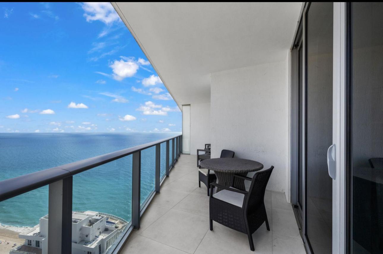 Lyfe Oceanview Resort Luxury 2 Bedroom Unit Hollywood Exterior foto